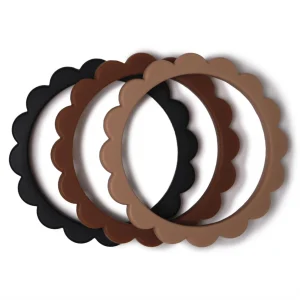 MUSHIE - Anneau de dentition Bracelet Fleur Pack de 3 Noir / Caramel / Naturel