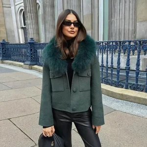 Veste femme vert foncé avec col en fausse fourrure